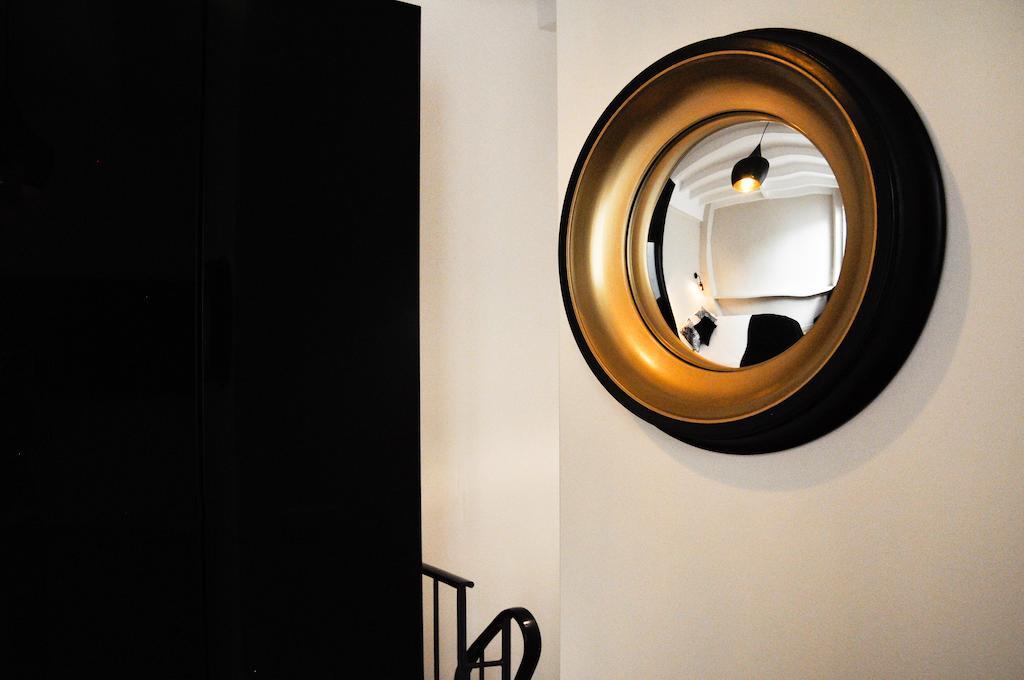 Duplex De Charme Au Coeur De Montmartre Apartment Paris Cameră foto
